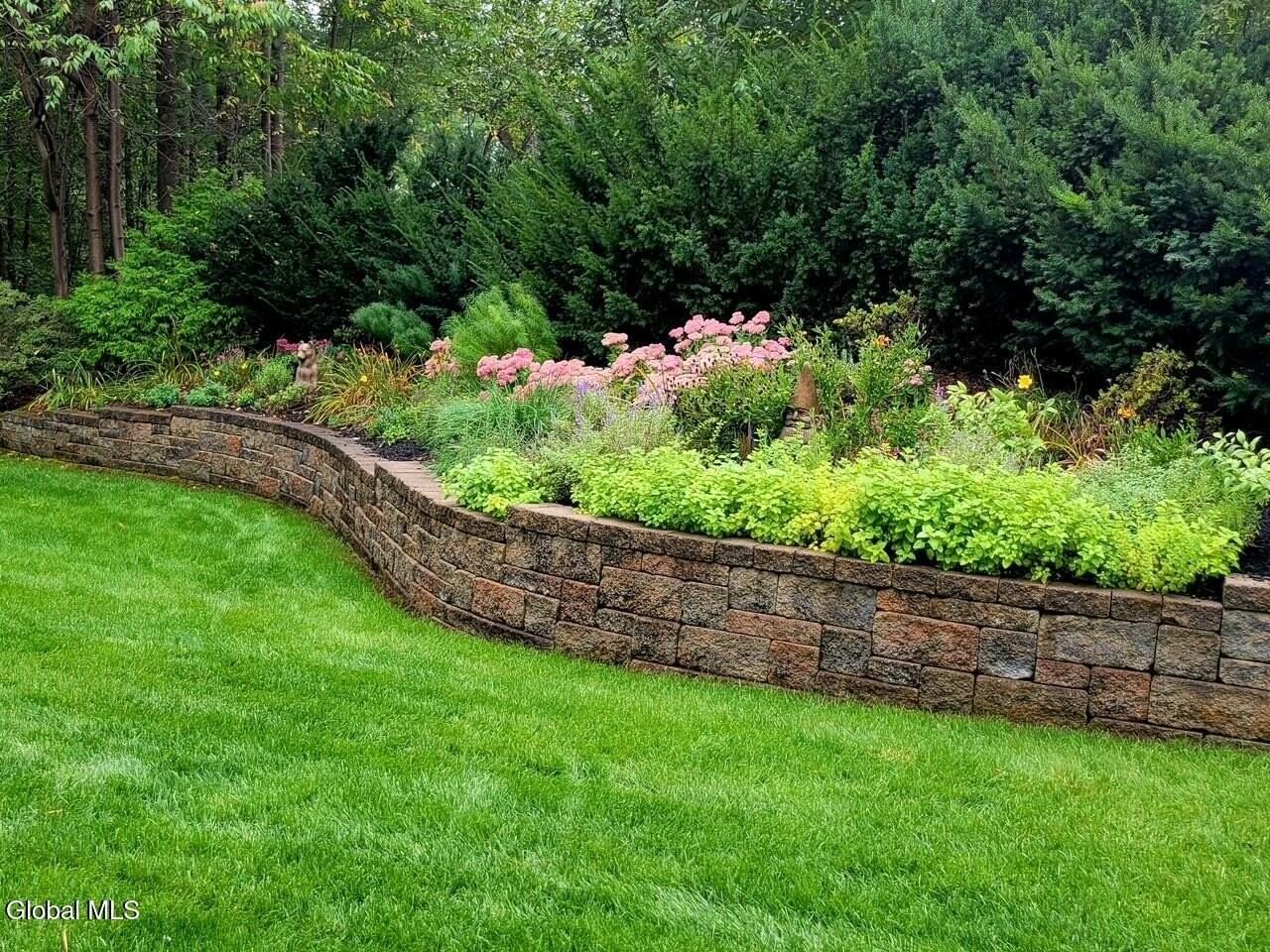 6 Bradford Dr - Photo 6 of 42