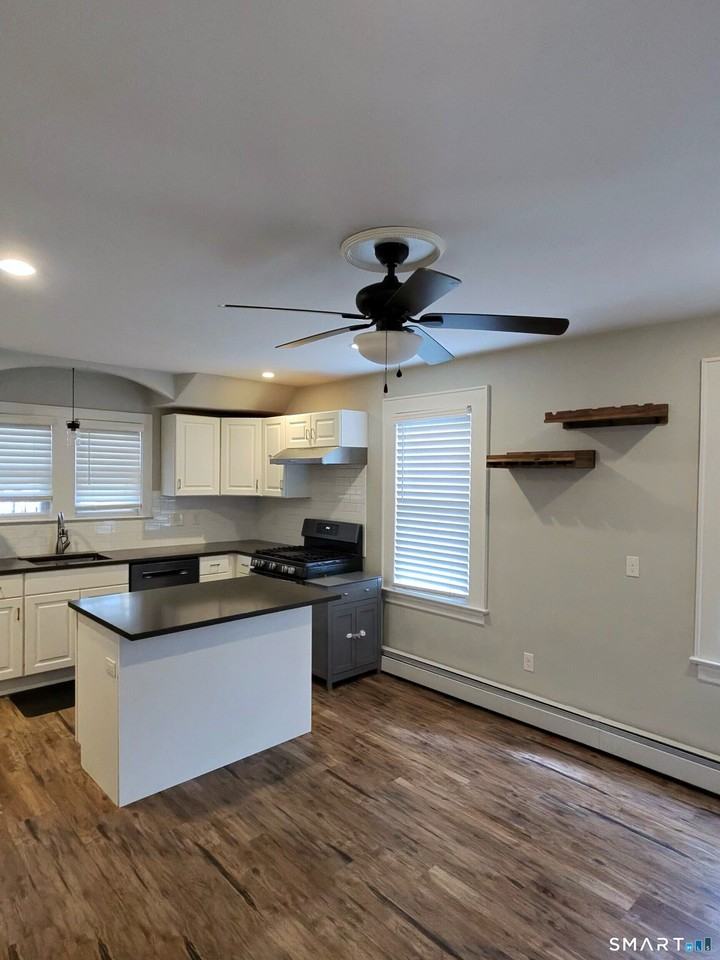 258 Jennings Rd - Photo 2 of 8