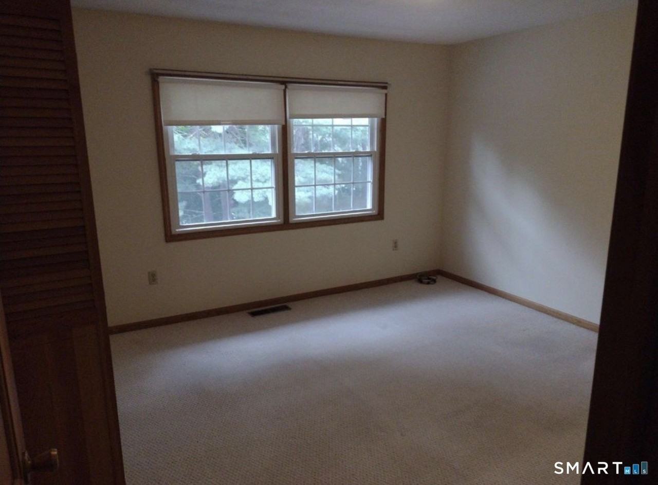 171 Kinney St - Photo 7 of 15