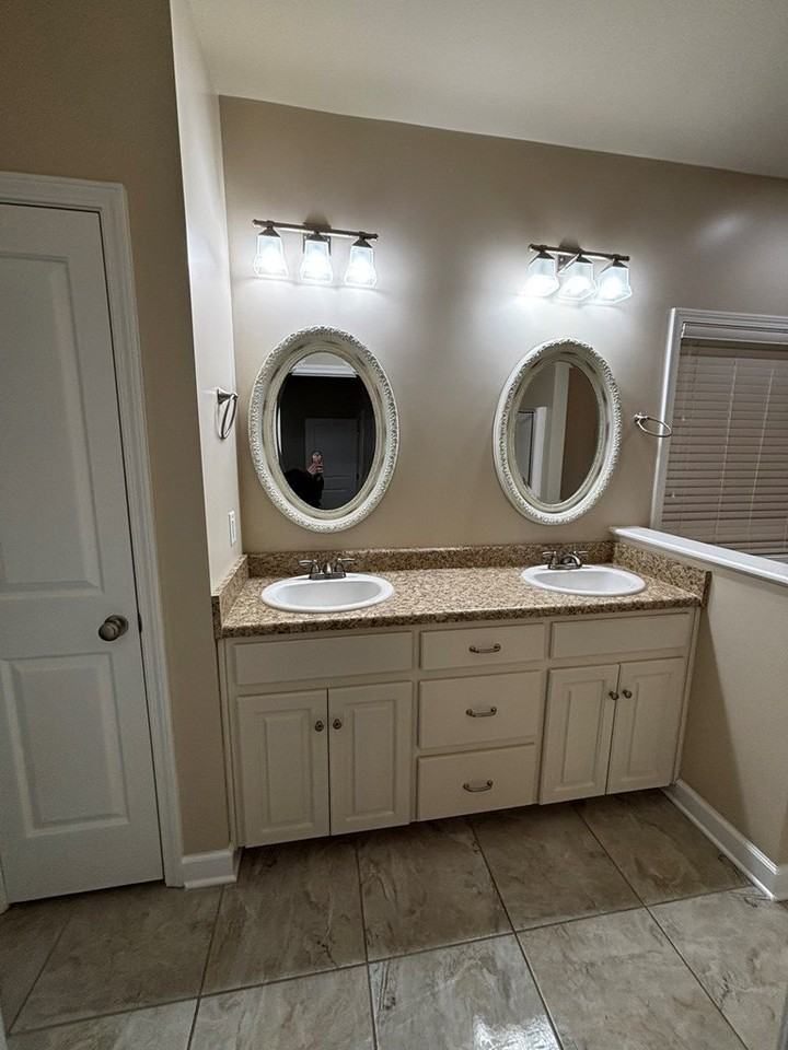 121 Tanglewood Dr - Photo 4 of 17