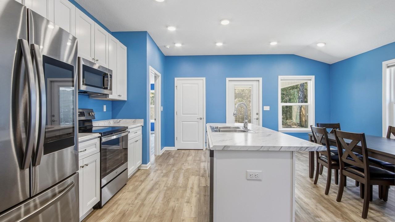 1249 Martin Rd - Photo 6 of 38