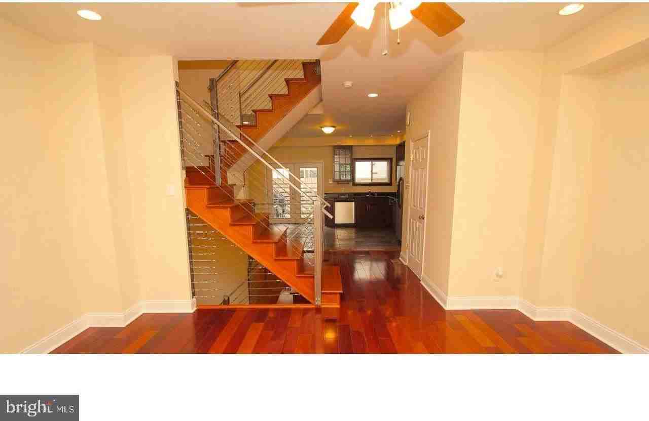 1224 Germantown Ave - Photo 4 of 19