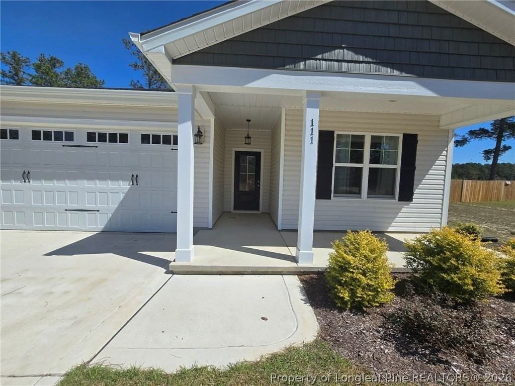 111 Pine Needle Dr - Photo 3 of 38