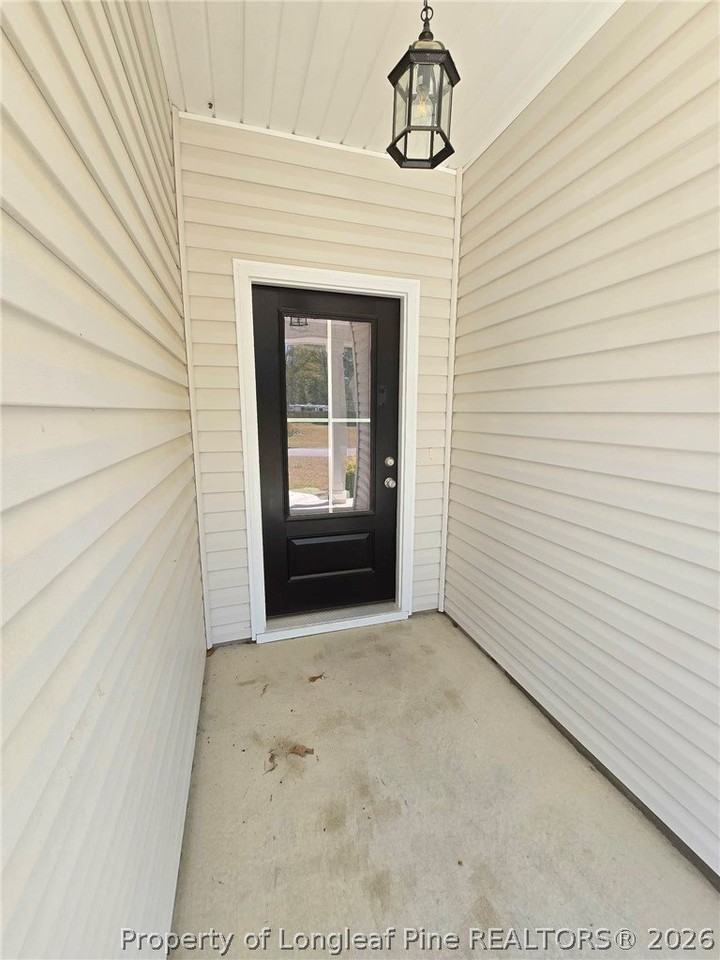 111 Pine Needle Dr - Photo 5 of 38