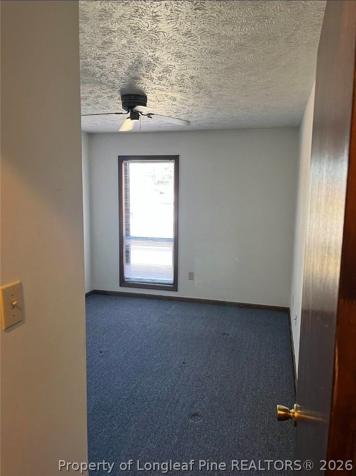 1774 Shirley Ct - Photo 4 of 6