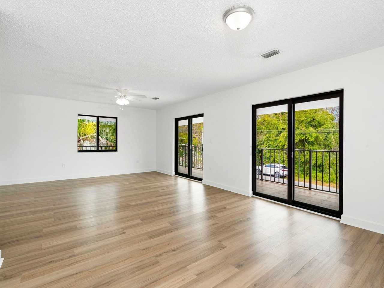 125 Dove Lake Dr - Photo 6 of 32