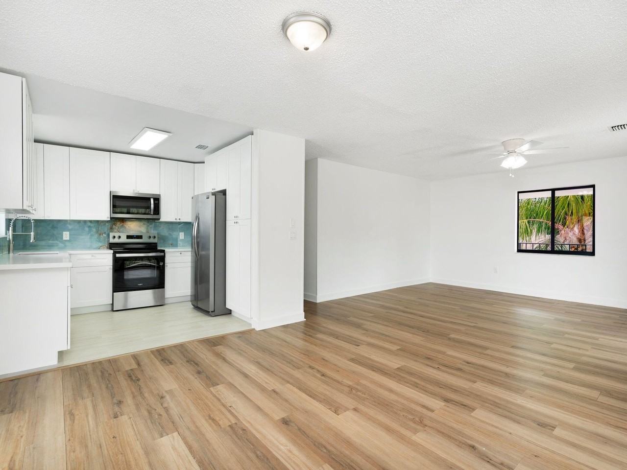 125 Dove Lake Dr - Photo 7 of 32