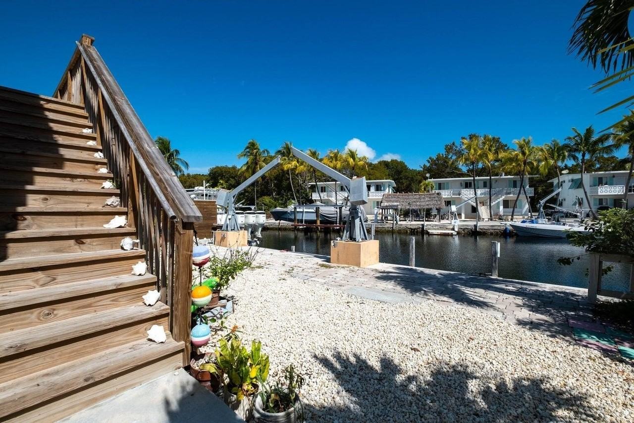 142 Airstream Ln - Photo 4 of 20