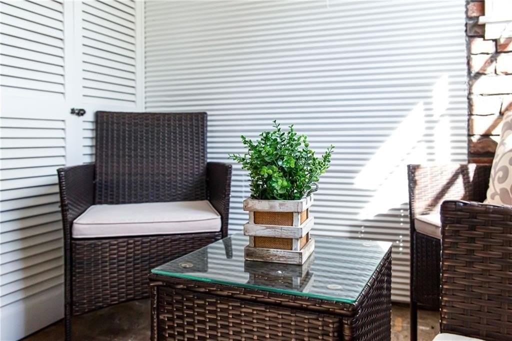 4061 Lower Roswell Rd - Photo 6 of 50