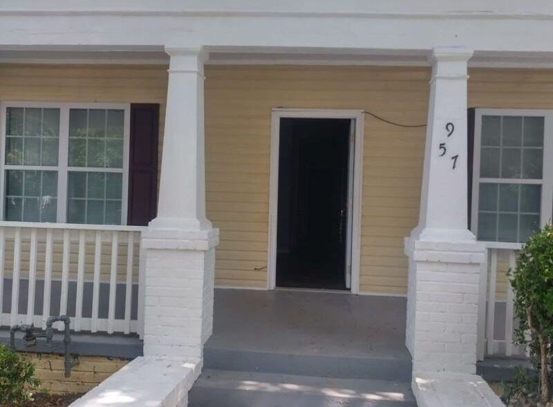 957 Harwell St Nw - Photo 4 of 24