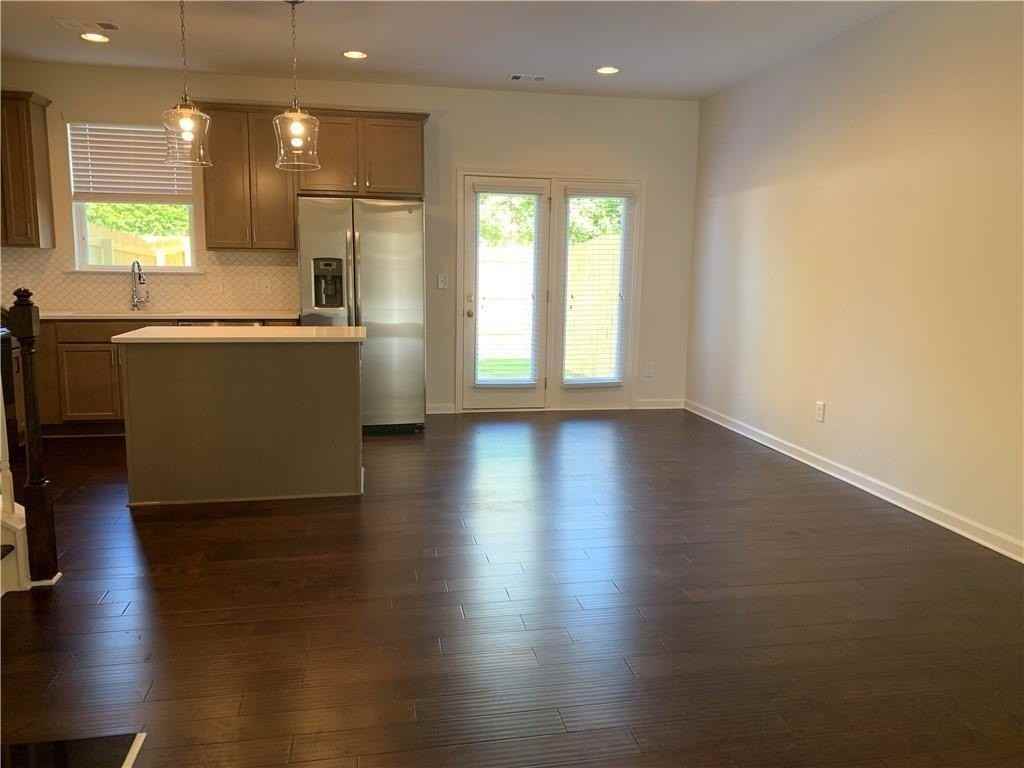 4908 Longview Walk - Photo 5 of 29