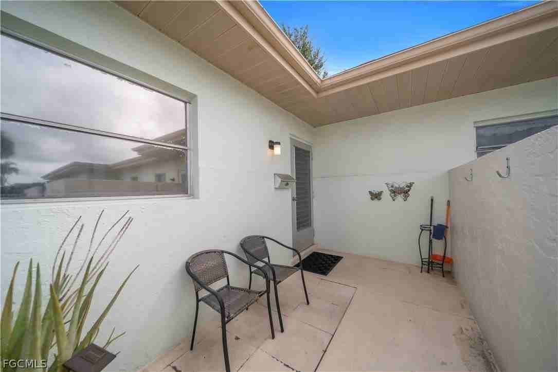 730 Joel Blvd - Photo 2 of 16