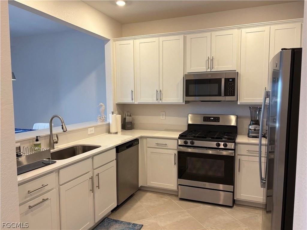 44076 Bellamy Pl - Photo 3 of 31