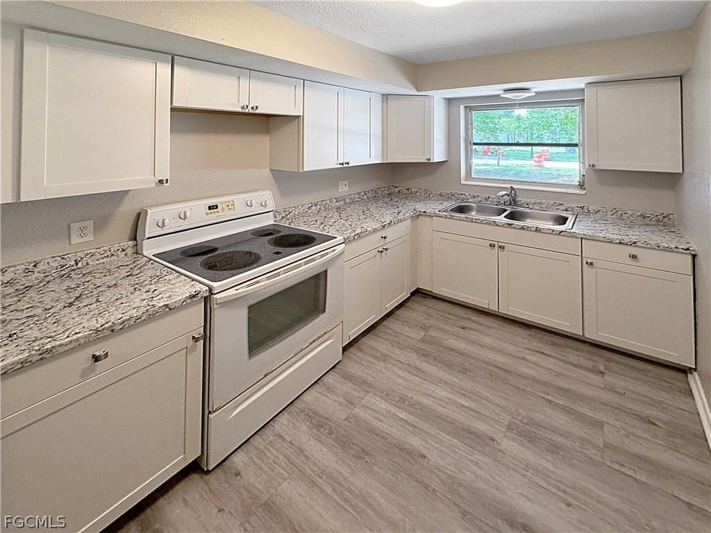 1881 Edison Ave - Photo 6 of 16