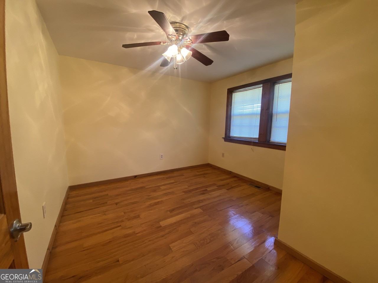 260 Old Mount Hebron Rd - Photo 7 of 20