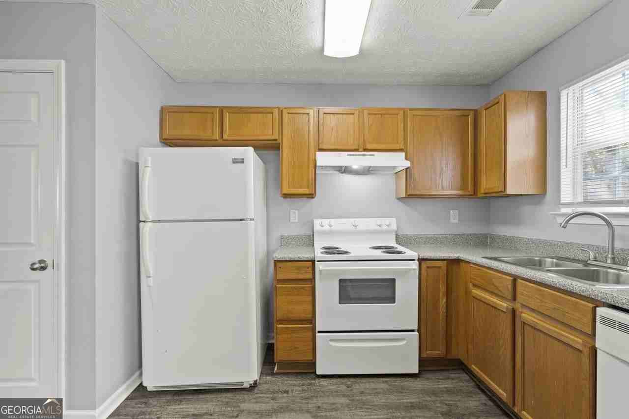 1469 Highway 42 N Apt G41 - Photo 5 of 29