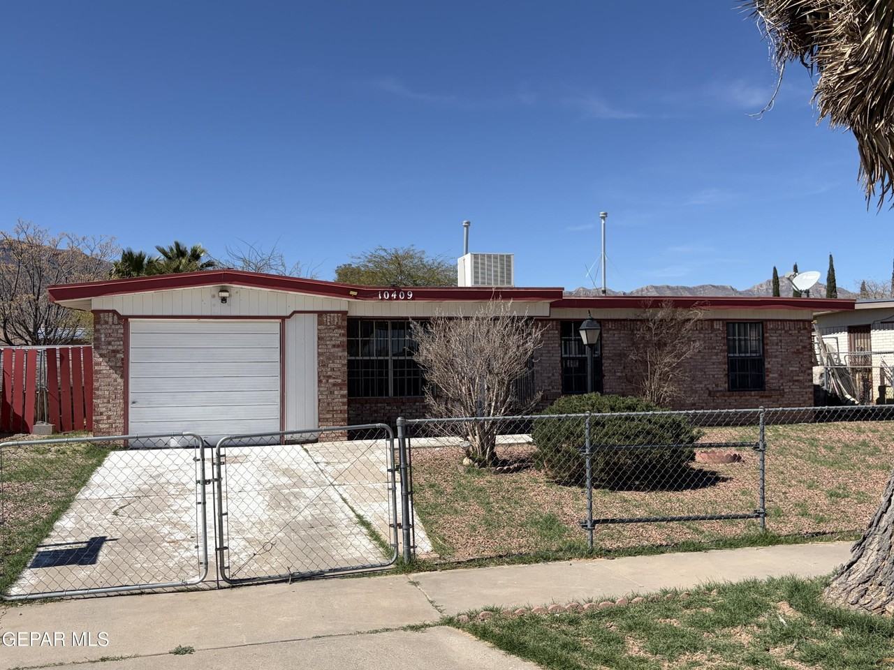 10409 Sigma St - Photo 2 of 20