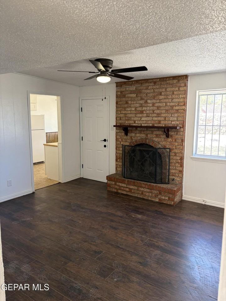 10409 Sigma St - Photo 6 of 20