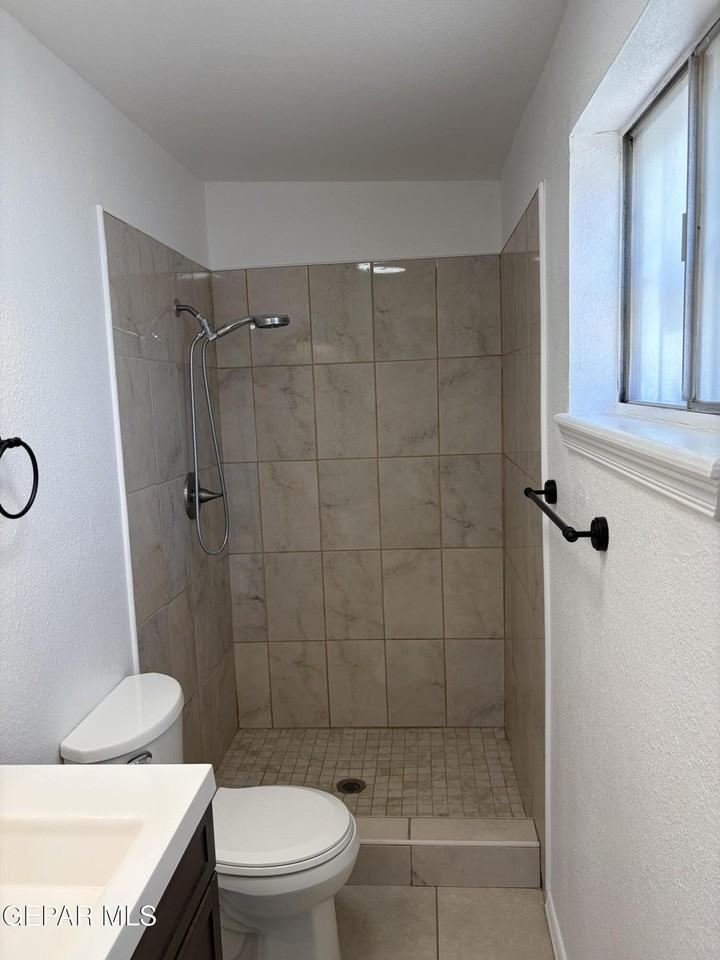 10409 Sigma St - Photo 7 of 20