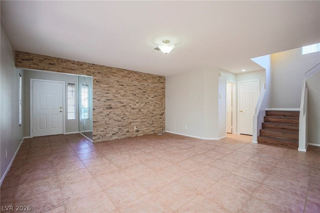 10205 Asti Pl - Photo 4 of 33