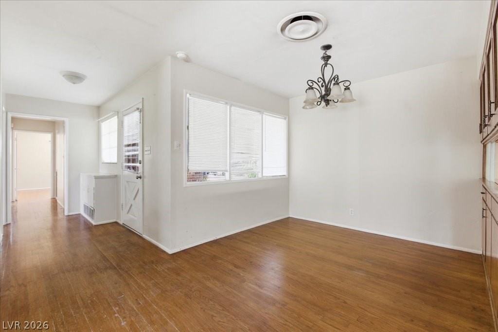 1709 S 14th St - Photo 2 of 15