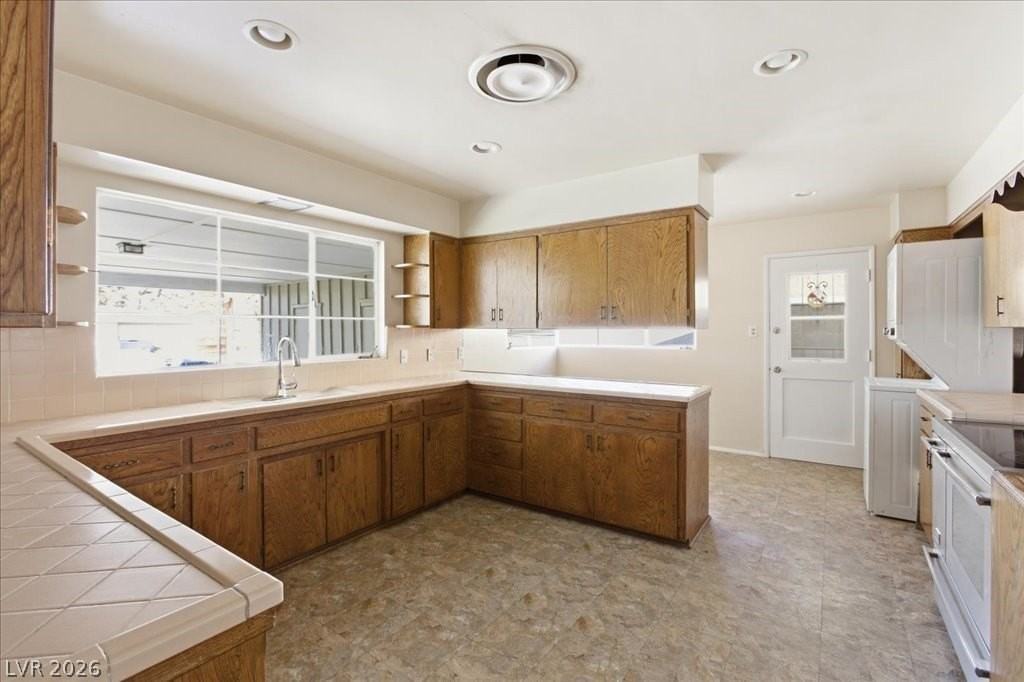 1709 S 14th St - Photo 3 of 15