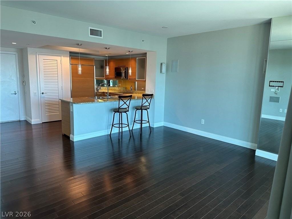 222 Karen Ave #3203 - Photo 4 of 19