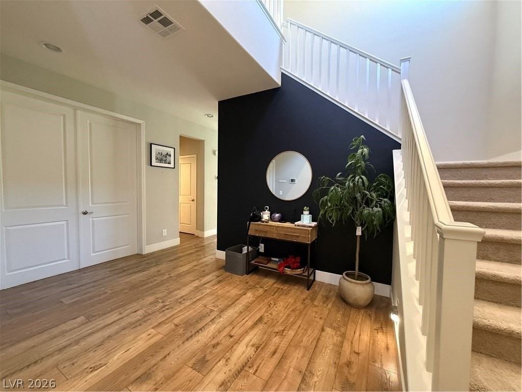 7417 Amesbury St - Photo 4 of 36