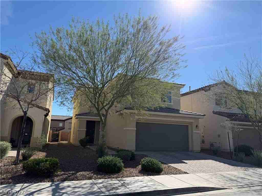 7416 Amesbury St - Photo 2 of 26