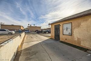featured image of 2133 Ellis St #A