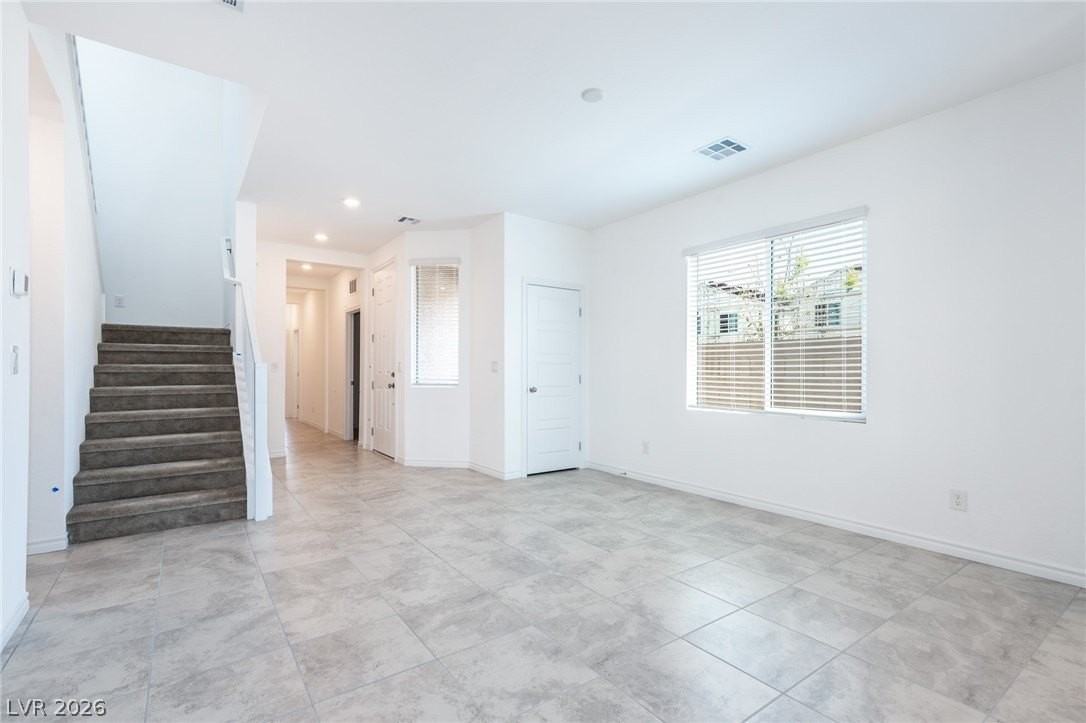 Countryside Glen Ct - Photo 6 of 32