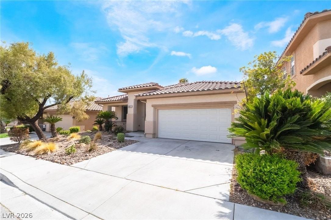 3817 Honey Ridge Ct - Photo 3 of 50