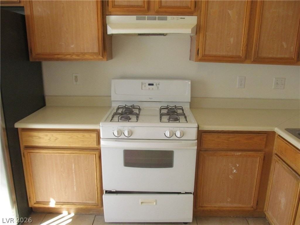 4045 Petya St - Photo 5 of 18