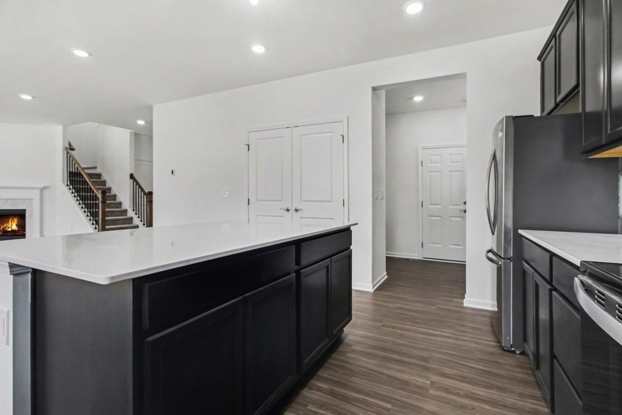 832 Kuss Dr - Photo 6 of 26