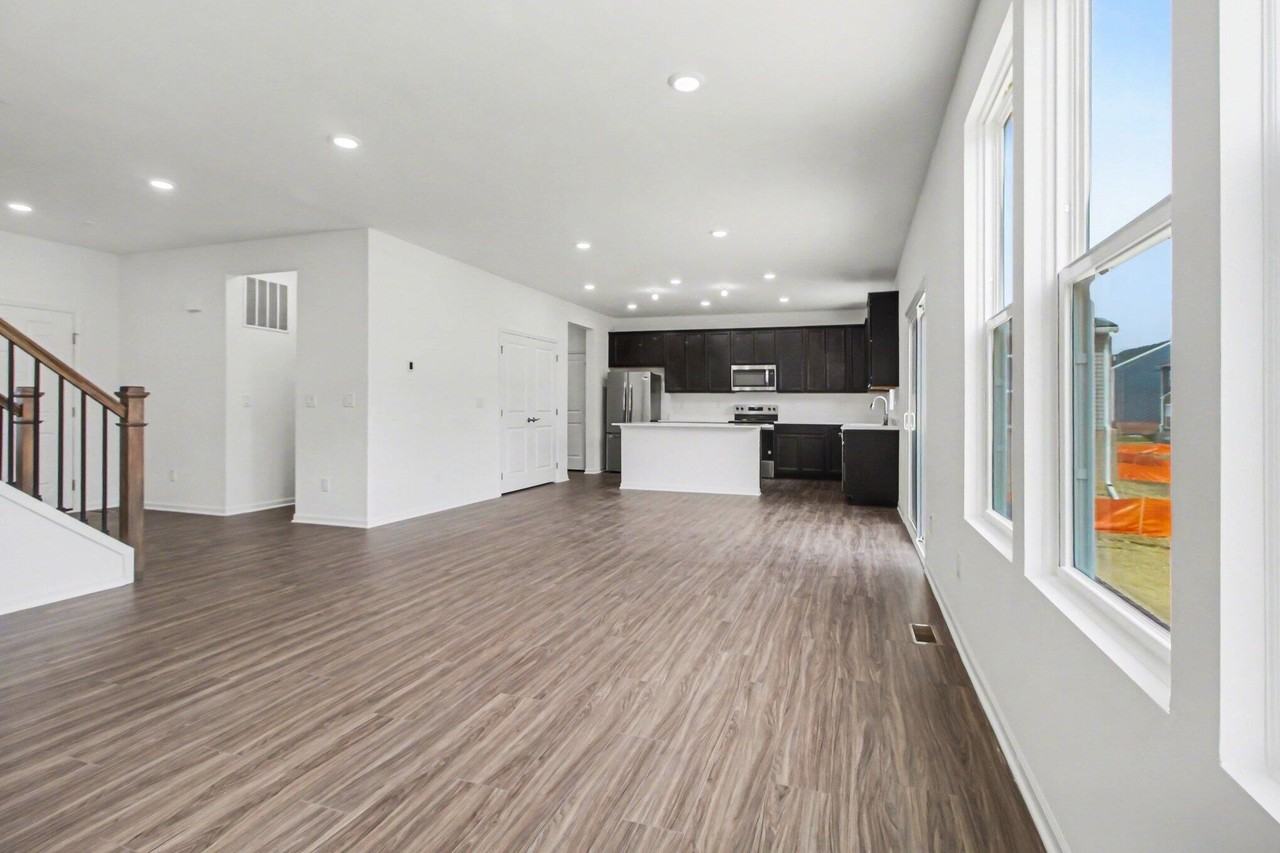 832 Kuss Dr - Photo 7 of 26