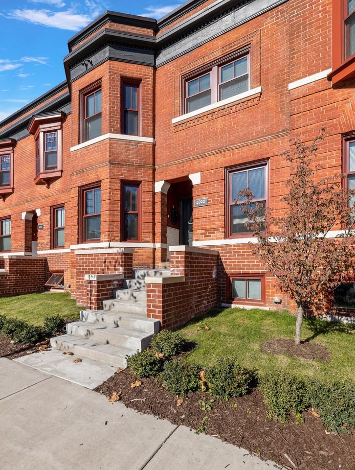 4014 Porter St Unit B - Photo 2 of 11