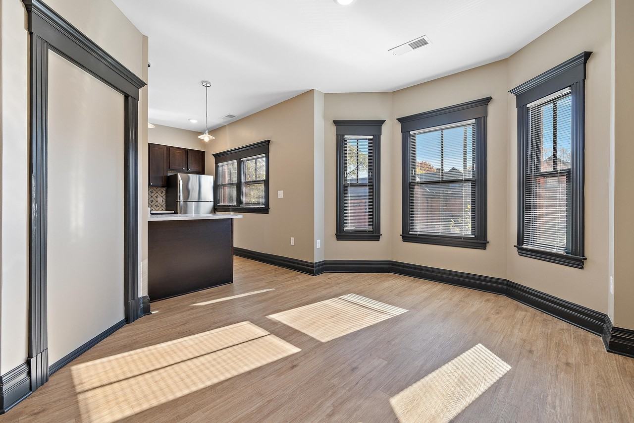 4014 Porter St Unit B - Photo 5 of 11