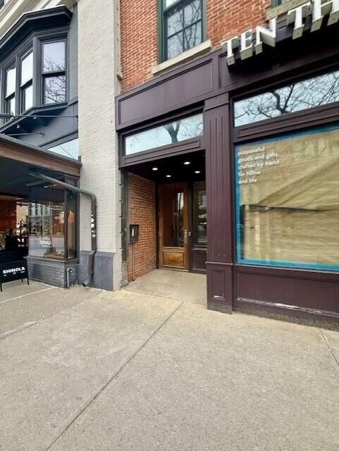 303 S Main St Apt 203 - Photo 2 of 17