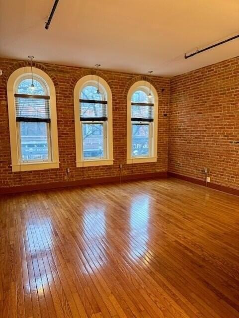 303 S Main St Apt 203 - Photo 7 of 17