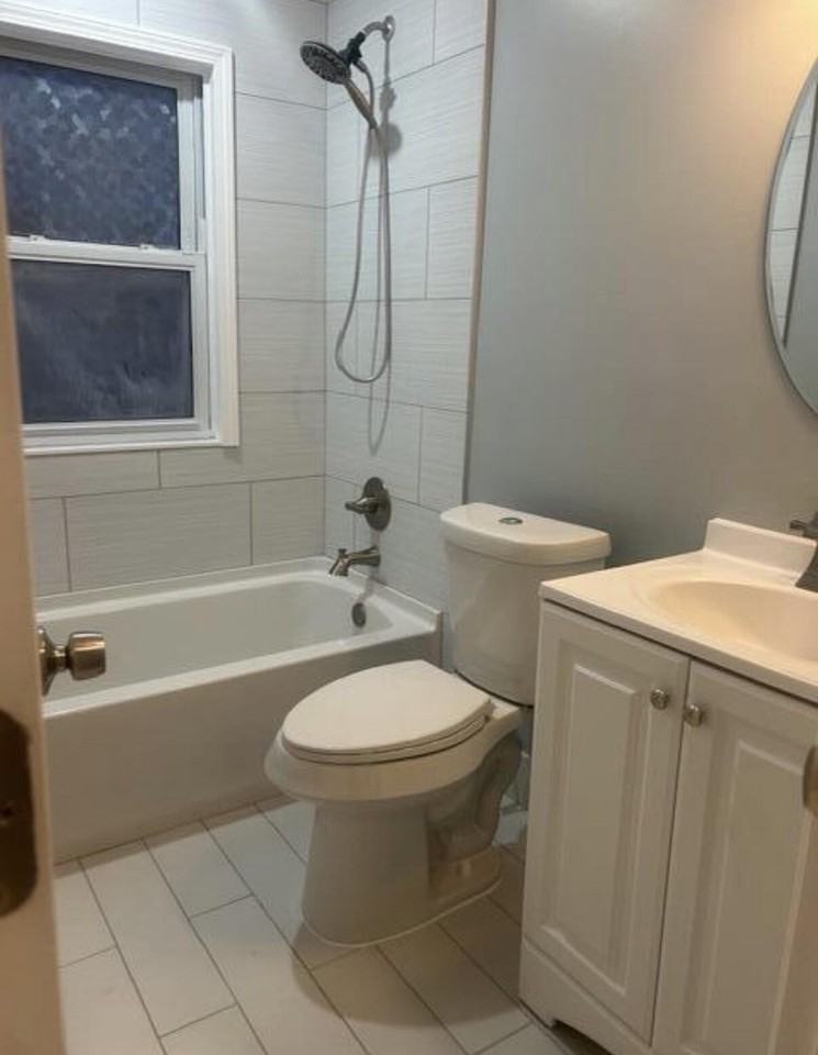 1977 Princeton Rd - Photo 5 of 10