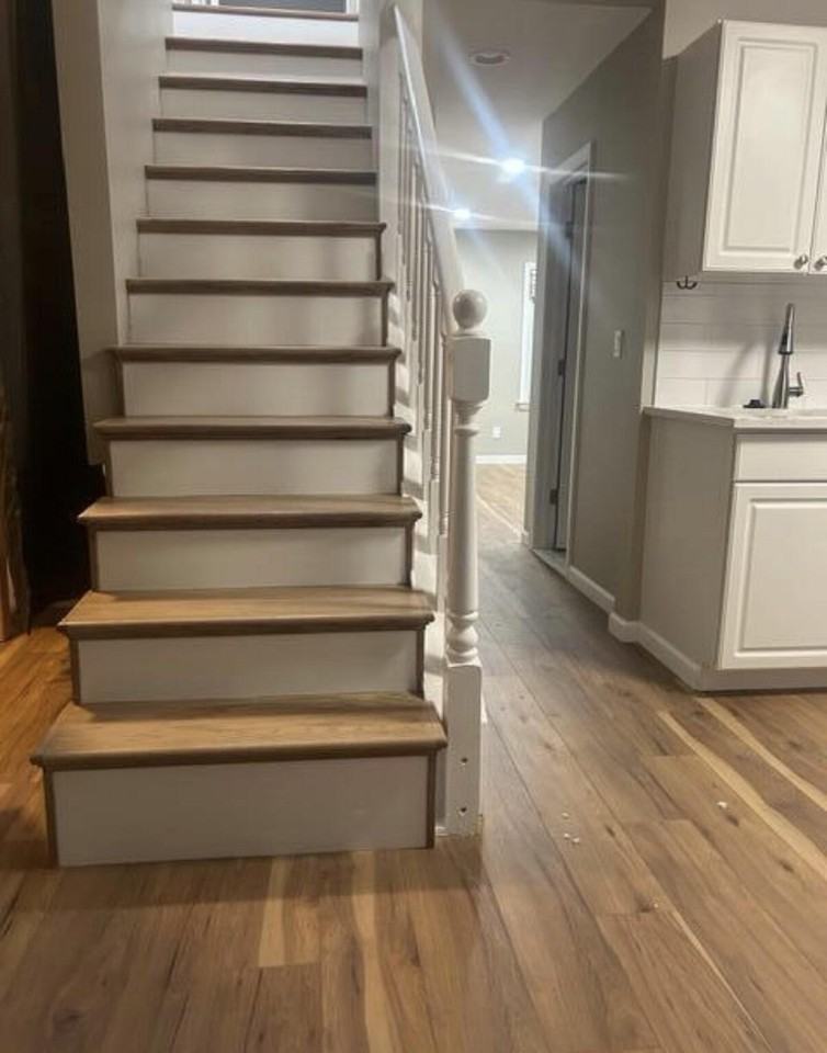 1977 Princeton Rd - Photo 6 of 10