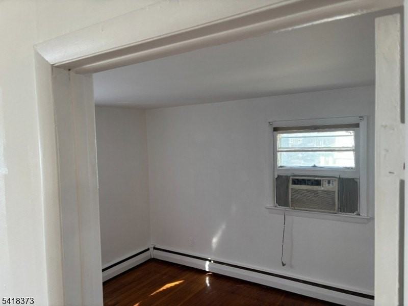 288 Amherst St - Photo 5 of 7