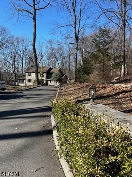 102 Drakestown Rd - Photo 3 of 29