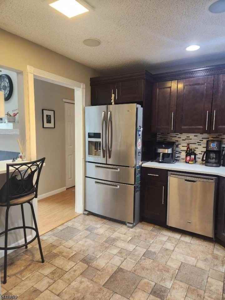 330 Penns Way - Photo 6 of 13