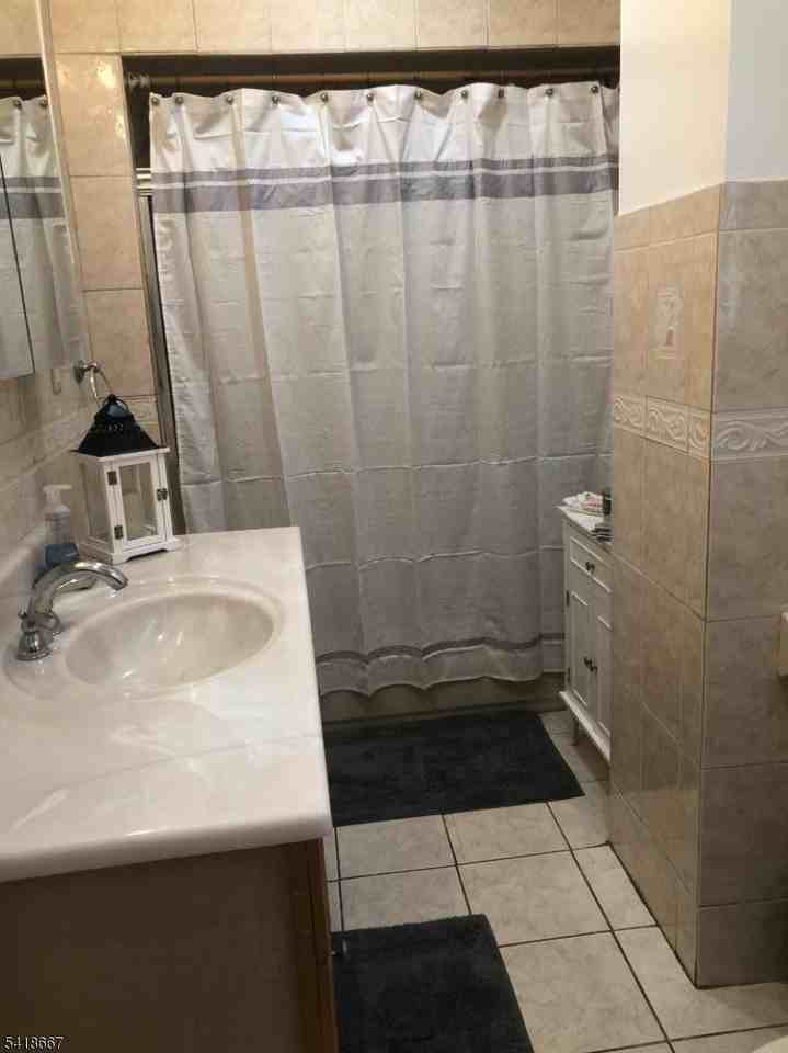 334 Sherman St - Photo 6 of 9