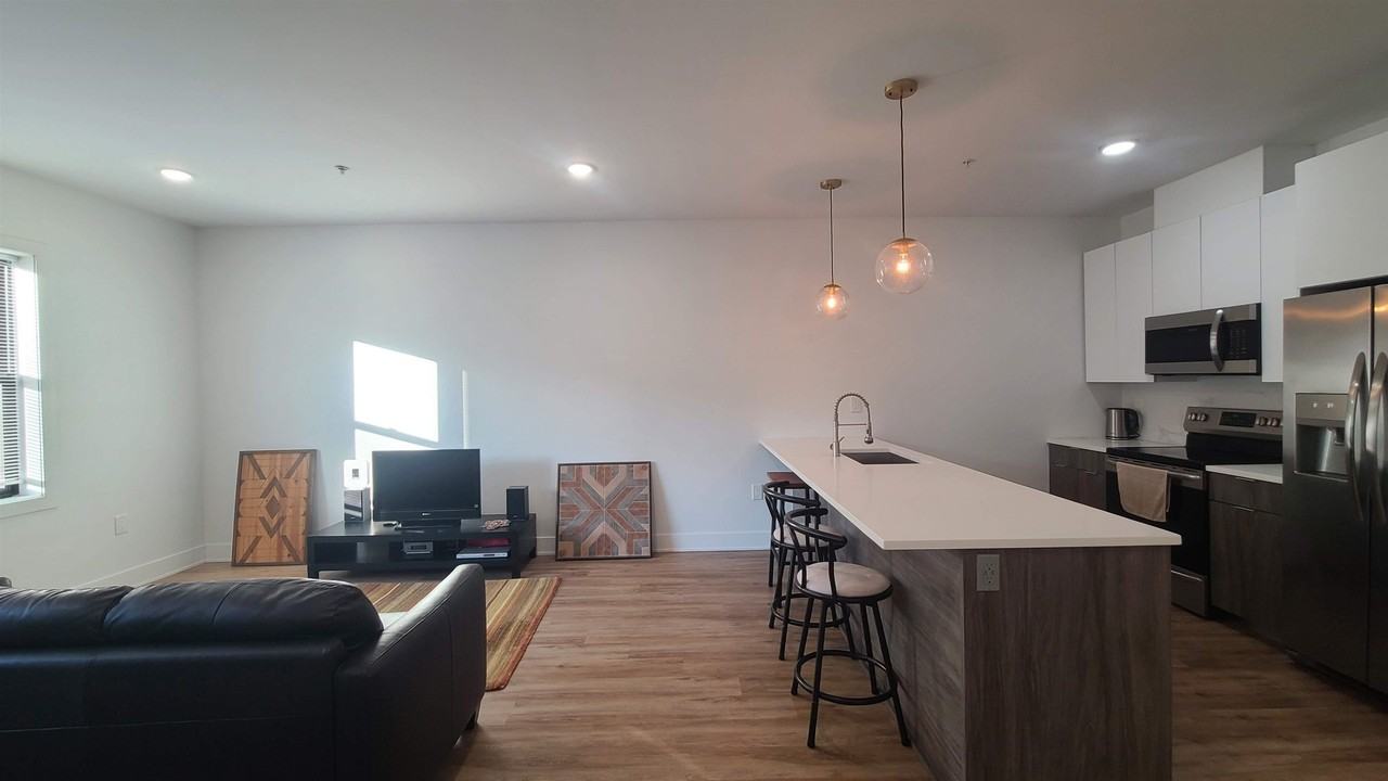 111 75th St #205 - Photo 5 of 33