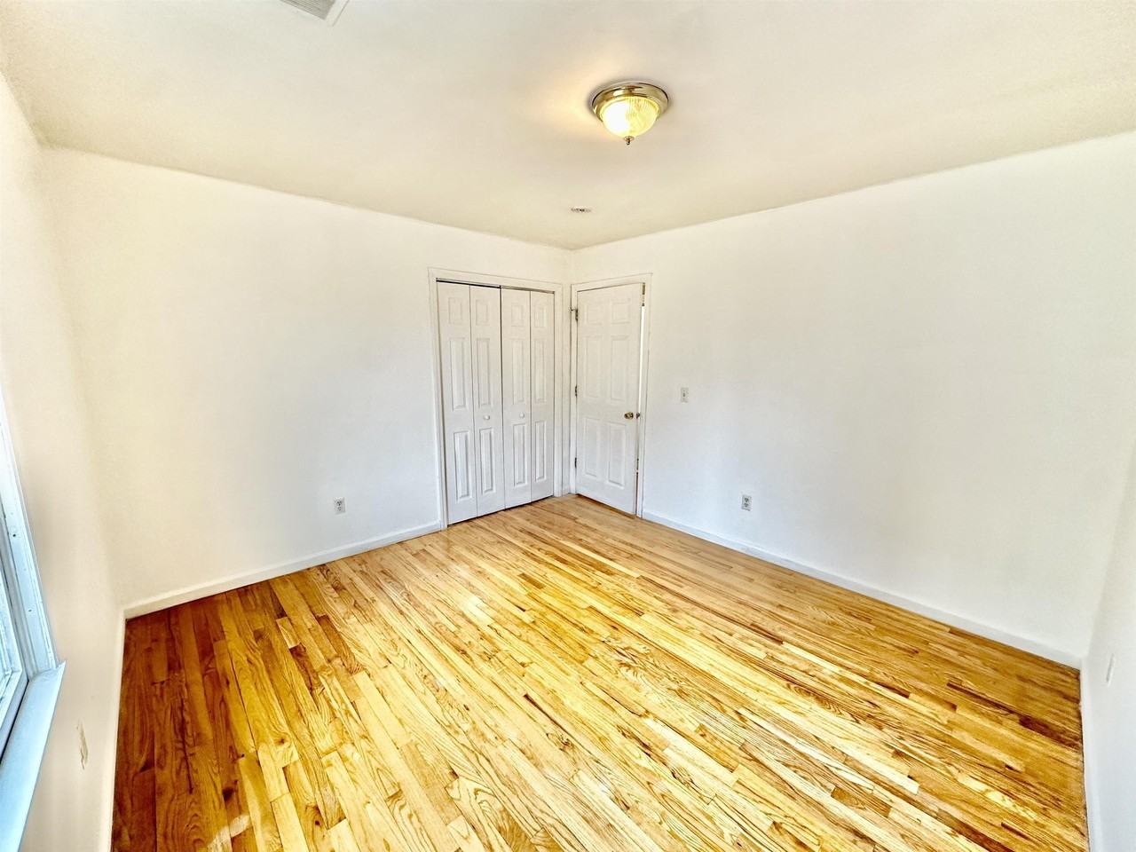 53 Williams Ave #2 - Photo 6 of 14