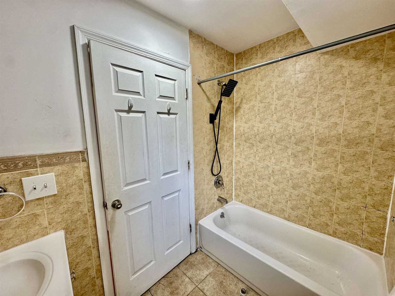 53 Williams Ave #2 - Photo 7 of 14