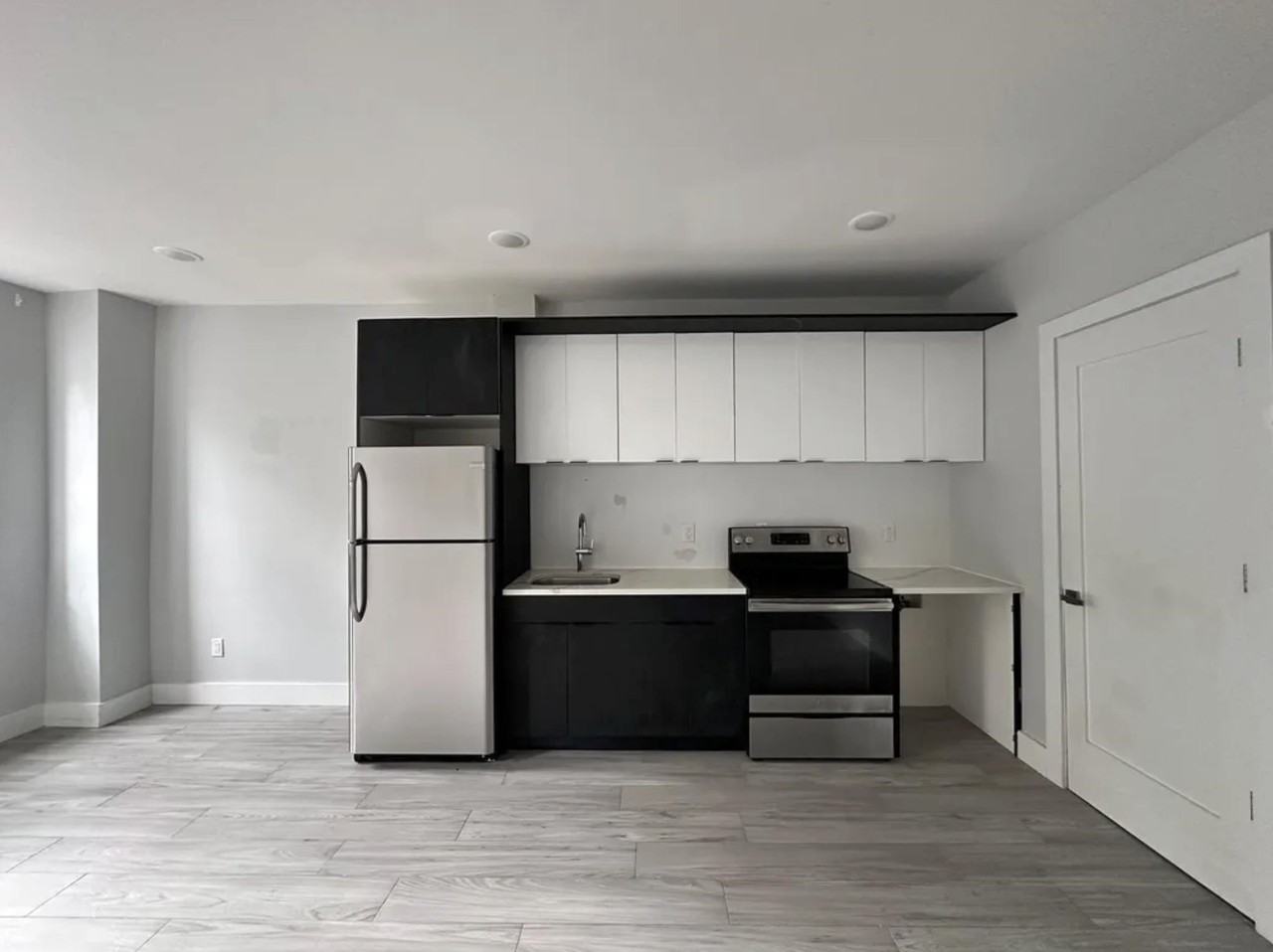 1019 W Side Ave #2B - Photo 2 of 14