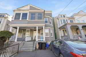 featured image of 239 Harrison Ave #2